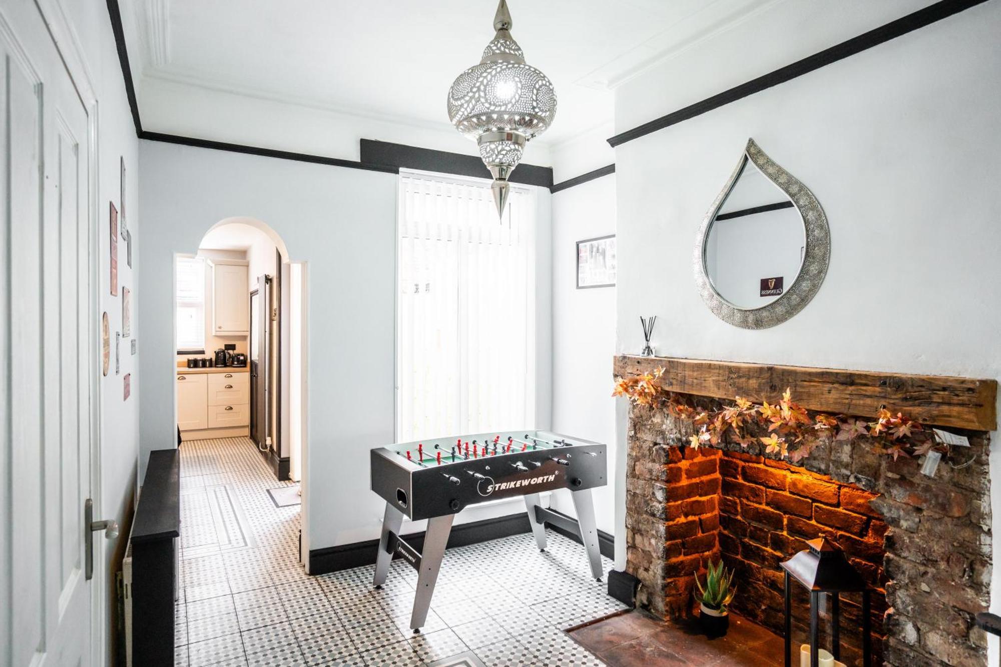 Swiss Haven - Spacious 3 Bedroom House Liverpool Luaran gambar