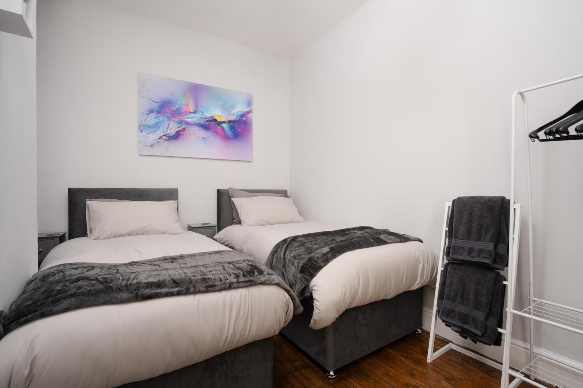Swiss Haven - Spacious 3 Bedroom House Liverpool Luaran gambar